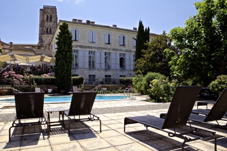 La bastide gersoise du XVIIIe accueille 28 chambres.