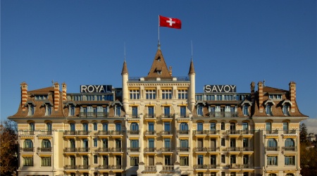 Le Royal Savoy a été entièrement rénové et agrandi. Le Royal Savoy a été entièrement rénové et agrandi.