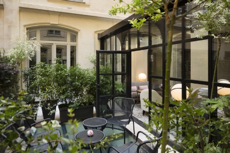 La terrasse de l'espace restauration.