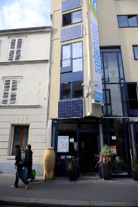 La façade de l'établissement.