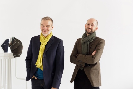 Les designers Frédéric Lecourt (à gauche) et Antoine Fenoglio, fondateurs de l'agence Sismo.