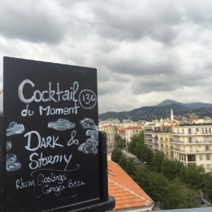 L'hôtel Monsigny joue sur la météo pour valoriser son bar en rpoposant des cocktails éphémères. L'hôtel Monsigny joue sur la météo pour valoriser son bar en rpoposant des cocktails éphémères.