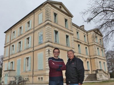 Rolf Bertschi et Jürg Witmer vont redonner vie au Château de Montcaud Rolf Bertschi et Jürg Witmer vont redonner vie au Château de Montcaud