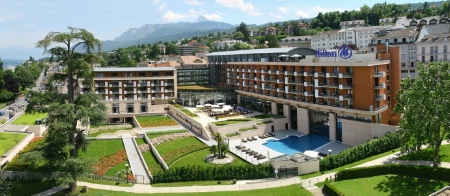 L'hôtel Hilton d'Évian-les-Bains.