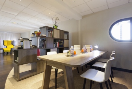 Espace EasyWORK au Mercure Paris Gare de Lyon (XIIe).