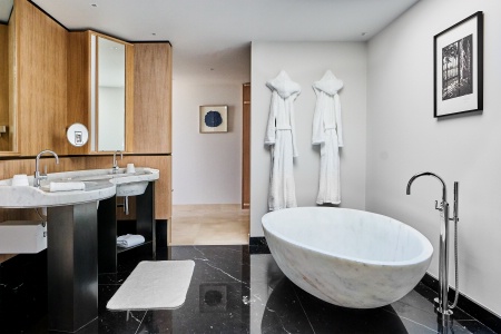Une salle de bain.