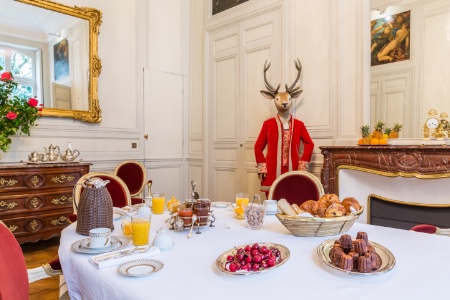 La salle à manger de l'hôtel de la Tresne.