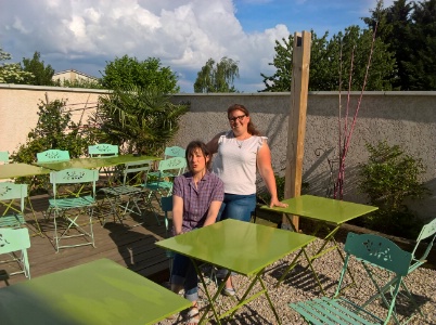 Magali et Marjorie Boulon ont repris l'hôtel La Roseraie, dans la Dombes, à 30 minutes de Lyon. Magali et Marjorie Boulon ont repris l'hôtel La Roseraie, dans la Dombes, à 30 minutes de Lyon.