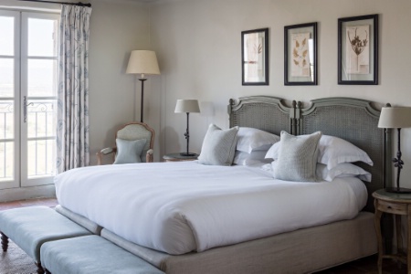 Une chambre.
