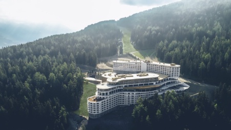 Le club Med Panorama Arcs 1600 est le plus important des Alpes avec une capacité de 1050 lits.