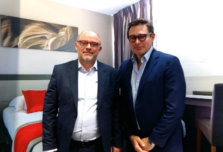 De gauche à droite : Frédéric Hourmant et Marc Plisson, à la tête du GIE baptisé A&F Hospitality. De gauche à droite : Frédéric Hourmant et Marc Plisson, à la tête du GIE baptisé A&F Hospitality.