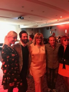 Caroline Raynal (meneuse de revue au Moulin rouge), son mari Olivier Raynal, Corinne Veyssière, Philippe Candéloro