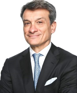 Mauro Governato nommé directeur général de l'hôtel The Peninsula Paris.