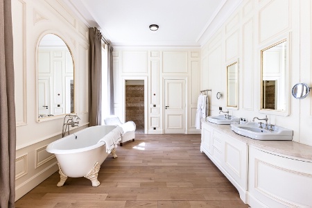 Une salle de bains du château.