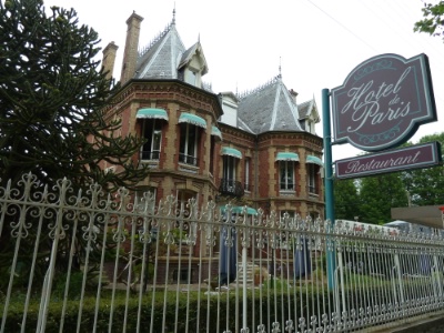 Le réseau des Logis accompagne les Nieminen dans leur reprise de l'hôtel de Paris aux Andelys. Le réseau des Logis accompagne les Nieminen dans leur reprise de l'hôtel de Paris aux Andelys.
