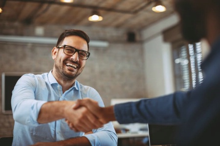 'Déplacements professionnels : Quelles sont les nouvelles attentes des voyageurs d'affaires et comment y répondre ?' 'Déplacements professionnels : Quelles sont les nouvelles attentes des voyageurs d'affaires et comment y répondre ?'