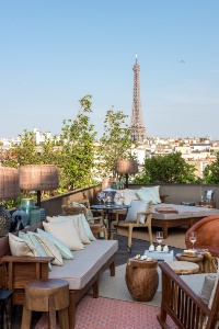 Modèle d'hôtel de luxe hors des sentiers battus : le Brach, à Paris (XVIe), est sur le point d'être dupliqué à Rome et Madrid. Modèle d'hôtel de luxe hors des sentiers battus : le Brach, à Paris (XVIe), est sur le point d'être dupliqué à Rome et Madrid.