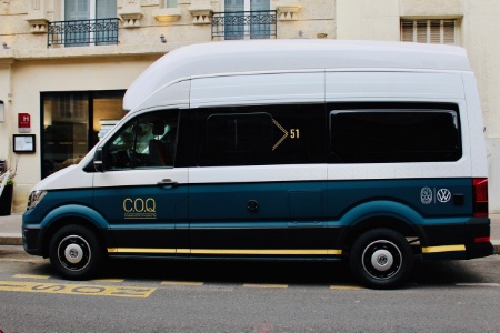 Le van Grand California de Volkswagen, repensé pour le COQ Hôtel. Le van Grand California de Volkswagen, repensé pour le COQ Hôtel.
