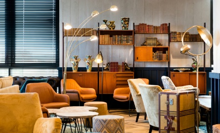 Chaque hôtel a une identité propre, comme ici au Kopster, situé dans le Groupama Stadium à Lyon. Chaque hôtel a une identité propre, comme ici au Kopster, situé dans le Groupama Stadium à Lyon.