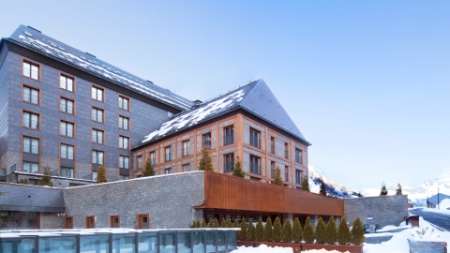 Le MiM Baqueira est le 4e établissement de MiM Hotels, la chaîne hôtelière du footballeur argentin Lionel Messi Le MiM Baqueira est le 4e établissement de MiM Hotels, la chaîne hôtelière du footballeur argentin Lionel Messi