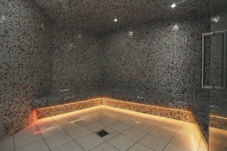 Le hammam de l'hôtel Les jardins de Mademoiselle, à Paris. Le hammam de l'hôtel Les jardins de Mademoiselle, à Paris.