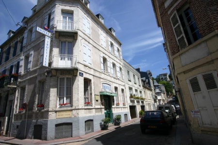 L'hôtel le Trouville a été dirigé de 2008 à 2018 par Denis Mayer-Boesch.