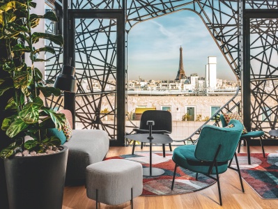À l'Ilvolo, le bar et rooftop du Novotel Paris Vaugirard Montparnasse.