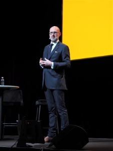 'Être dans un collectif a permis de rompre l'isolement', assure Xavier Alberti, PDG des Collectionneurs