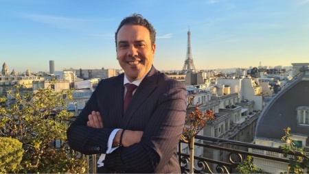 Fabrice Afuta, nouveau directeur de l'Hôtel Raphael Paris. Fabrice Afuta, nouveau directeur de l'Hôtel Raphael Paris.