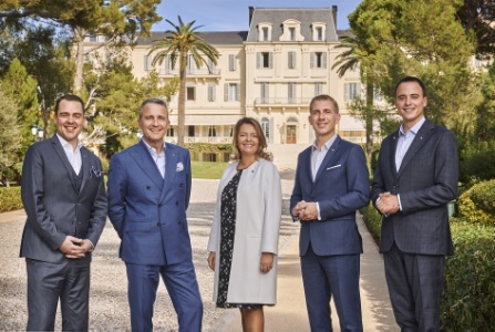 De gauche à droite : Jérémy Heuline, Philippe Perd, Sophie Volant, Thierry Demolliens, Jérémy Berthon. De gauche à droite : Jérémy Heuline, Philippe Perd, Sophie Volant, Thierry Demolliens, Jérémy Berthon.