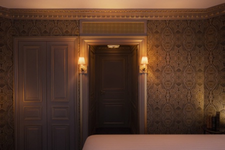 La chambre de luxe Comtesse Potocka, à l'hôtel Maison Proust, à Paris (IIIe).