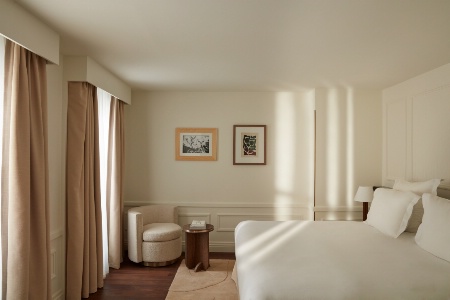 Suite Deluxe de la Maison Delano Paris.