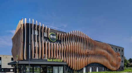 B&B Hotels vise 3 000 hôtels d'ici à 2030. B&B Hotels vise 3 000 hôtels d'ici à 2030.