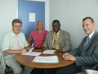 Didier Chastrusse négociateur CFE-CGC, Serge Nardelli (cfdt), Doudou Konaté négociateur CFDT, et Romuald Cotillon (CFE-CGC)