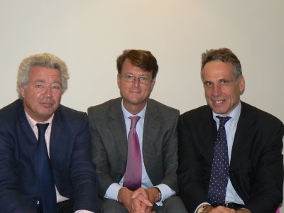 De gauche à droite : Didier Chenet, président du Synhorcat, maître Franck Valentin et Christophe Paluel Marmont. De gauche à droite : Didier Chenet, président du Synhorcat, maître Franck Valentin et Christophe Paluel Marmont.