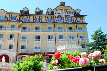 Les établissements hôteliers subissent le contre coup de la fermeture des thermes. Les établissements hôteliers subissent le contre coup de la fermeture des thermes.