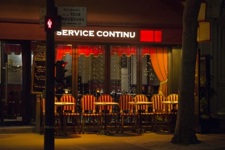 Lorsque le Préfet demande une fermeture à 22 h 00, cela signifie que l'établissement doit, à cette heure précise, être totalement vide de tout occupant, y compris le personnel ainsi que la direction. Lorsque le Préfet demande une fermeture à 22 h 00, cela signifie que l'établissement doit, à cette heure précise, être totalement vide de tout occupant, y compris le personnel ainsi que la direction.