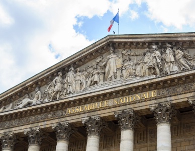 le Parlement a adopté, dimanche 16 janvier, le projet de loi controversé instaurant le pass vaccinal le Parlement a adopté, dimanche 16 janvier, le projet de loi controversé instaurant le pass vaccinal