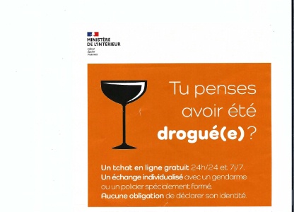 Un QR code permet un fois scanné d'accéder à un tchat en ligne gratuit et ouvert 24/24 et 7J/7j. Un QR code permet un fois scanné d'accéder à un tchat en ligne gratuit et ouvert 24/24 et 7J/7j.