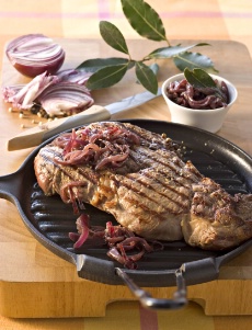 Les amateurs de viande reconnaissent que la viande chevaline figure parmi les meilleures et les plus saines qui existent.