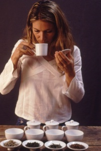 Lydia Gautier vient d'intégrer les équipes de Cafés Richard. Sa mission : le meilleur du thé.
