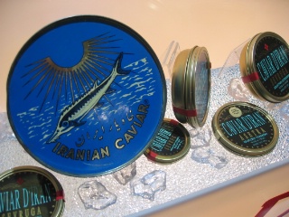 Un excellent caviar appelle un grand champagne blanc de blancs, notamment une cuvée de prestige.