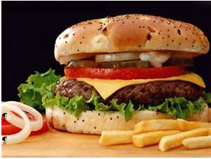 Un hamburger agrémenté de plus de légumes, avec moins de viande et de sauce peut être à la base d'un repas équilibré. Un hamburger agrémenté de plus de légumes, avec moins de viande et de sauce peut être à la base d'un repas équilibré.
