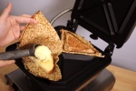 Toastoo, un toasteur de sandwich sans pain