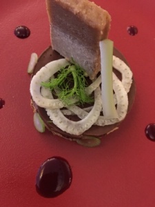 La glace au pain torréfié de Poilâne et Berthillon s'accorde notamment avec la tarte au chocolat.