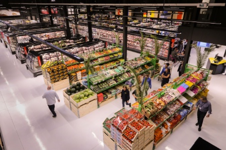 Un nouvel écosystème METRO encore plus adapté aux besoins des professionnels, tel qu'un parcours client optimisé avec un rayon frais et extra-frais proposé en fin de circuit d'achat.