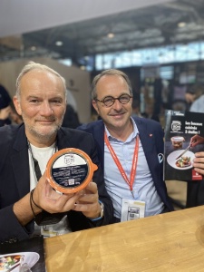 Christian Le Squer et Yves Cebron (Transgourmet), lors du salon du Sirha, à Lyon. Christian Le Squer et Yves Cebron (Transgourmet), lors du salon du Sirha, à Lyon.