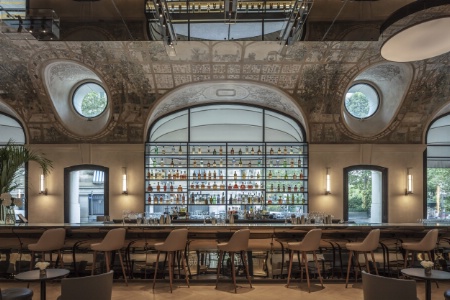 Le bar Joséphine, à l'Hôtel Lutetia Paris, ouvre à partir de 15 heures : l'offre de cocktails sans alcool répond à une demande de la clientèle. Le bar Joséphine, à l'Hôtel Lutetia Paris, ouvre à partir de 15 heures : l'offre de cocktails sans alcool répond à une demande de la clientèle.