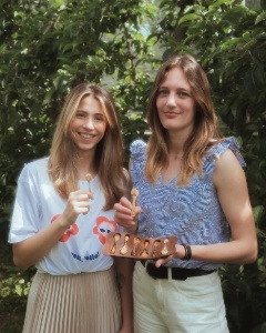 Les couverts Croc Fork sont comestibles et compostables. Les couverts Croc Fork sont comestibles et compostables.