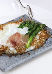 Risotto au Grana Padano, San Daniele et asperges vertes Risotto au Grana Padano, San Daniele et asperges vertes